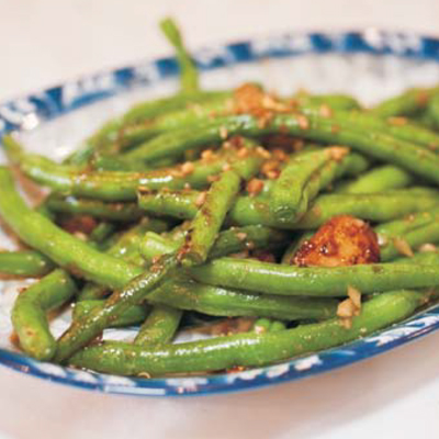 Green Beans w/ Garlic - Dau Que Sao Toi