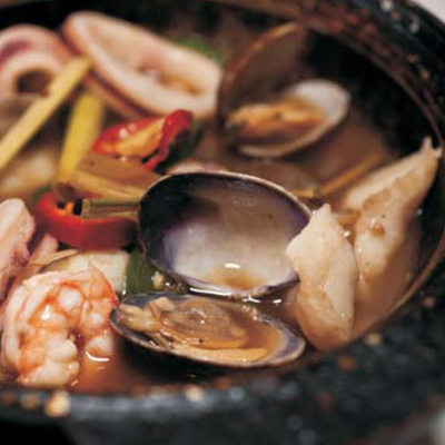 Lemongrass Seafood Soup/Do Bien Hap Xa