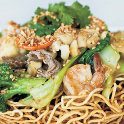 Seafood Egg Noodles/Mi Xao Do Bien